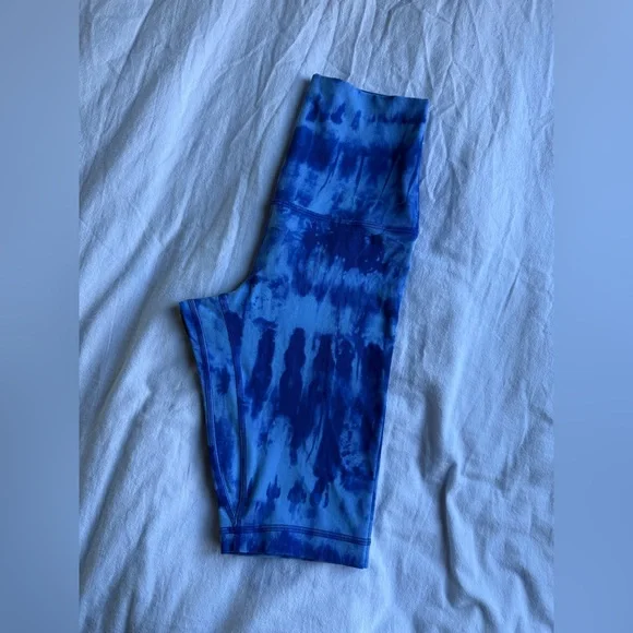 Lululemon Align Super High Rise Shorts - Picture 6 of 6